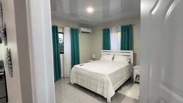 1 camera, Wi-Fi, lenzuola