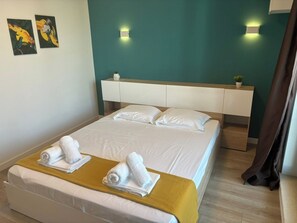 1 bedroom, iron/ironing board, travel crib, WiFi