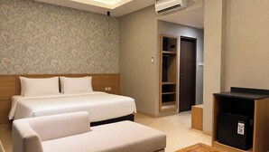 Premier Suite, City View | Desk, WiFi (free) - Khas Palu Hotel  (Palu)