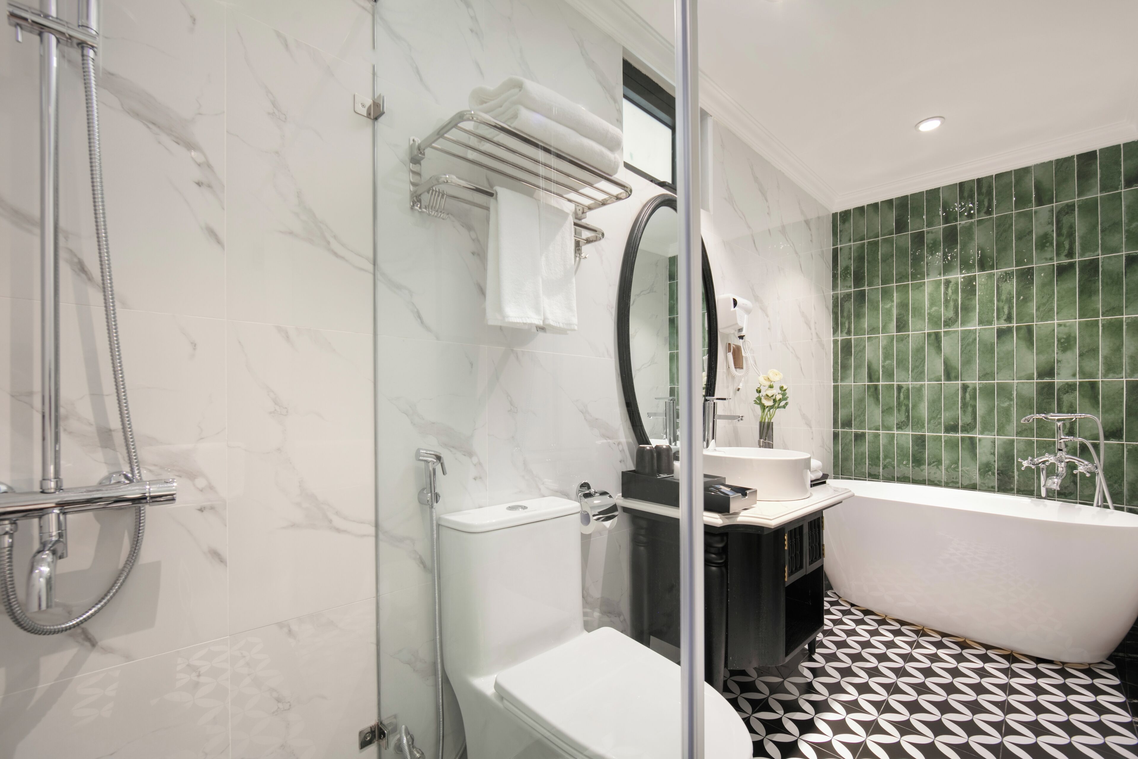 Photo - The Legend Hanoi Hotel
