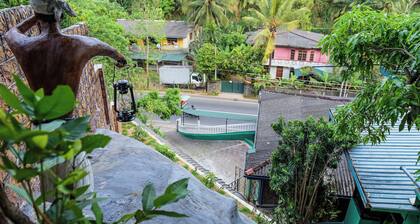 Kandy Paradise Hotel and Spa