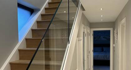 Croke Park, 3-Beds, Sleeps 6, 2 min to Tram Stop