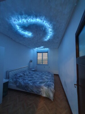 3 bedrooms, free WiFi, bed sheets - 12A03 The magic house (Avilés)