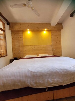 Escritorio y wifi gratis