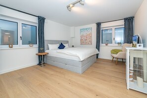 4 Schlafzimmer, Bügeleisen/Bügelbrett, WLAN, Bettwäsche