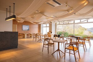 Cafe - onomichi club (Onomichi)