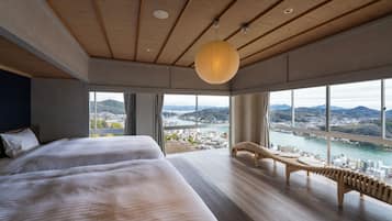 Suite | Free WiFi, bed sheets