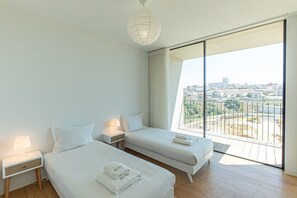 3 bedrooms, iron/ironing board, Internet, bed sheets - GuestReady - Urban luxury with Douro view (Vila Nova de Gaia)