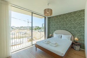3 Schlafzimmer, Bügeleisen/Bügelbrett, Internetzugang, Bettwäsche