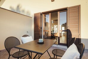 Outdoor dining - Montalcino Tuscany Home - Apartment "C" Terrace (Montalcino)