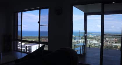 Mountain-Top Ocean View in Coffs Harbour
