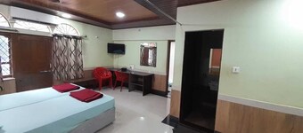 โรงแรม โกการ์นา อินเตอร์เนชั่นแนล