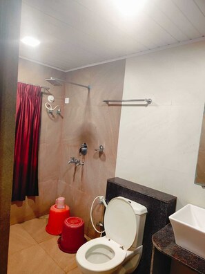 Bathroom - Hotel Gokarna International (Kumta)