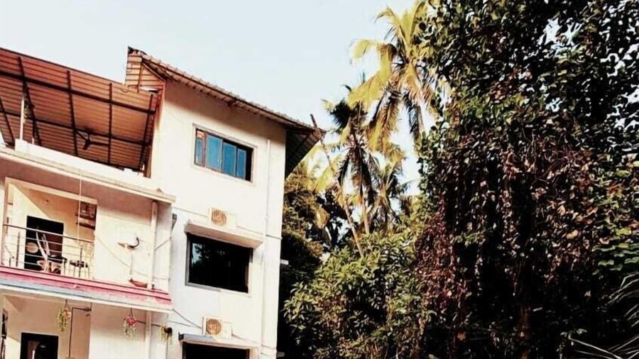 Coastal Gateway Resort, 3 min walk to Nagaon Beach