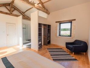 3 bedrooms, internet