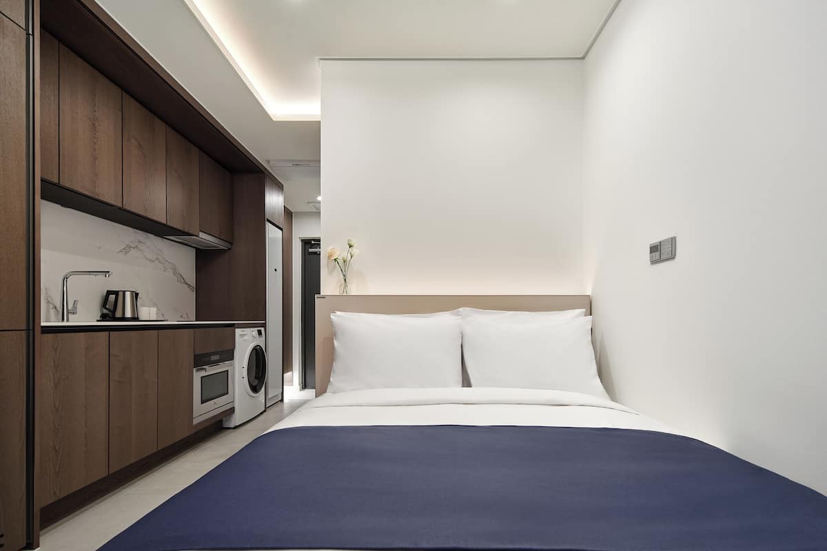 1 chambre, coffres-forts dans les chambres, bureau