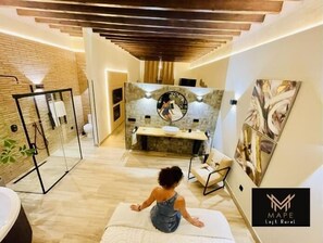 1 bedroom, iron/ironing board, bed sheets