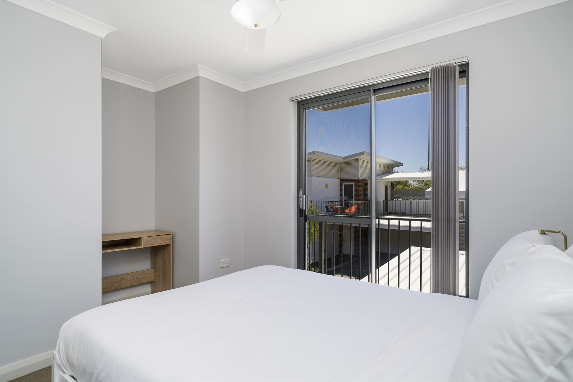 2 多间卧室、办公桌、熨斗/熨衣板、WiFi