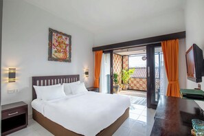 مكتب وواي فاي مجانًا وملاءات أسرّة