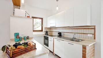 炉灶、洗碗机、茶具/咖啡用具、厨具/餐具