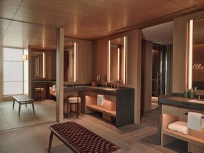 Suite, 1 King Bed (Patina | Osaka Castle View) | Bathroom | Hair dryer, bathrobes, slippers, bidet - Patina Osaka (Osaka)