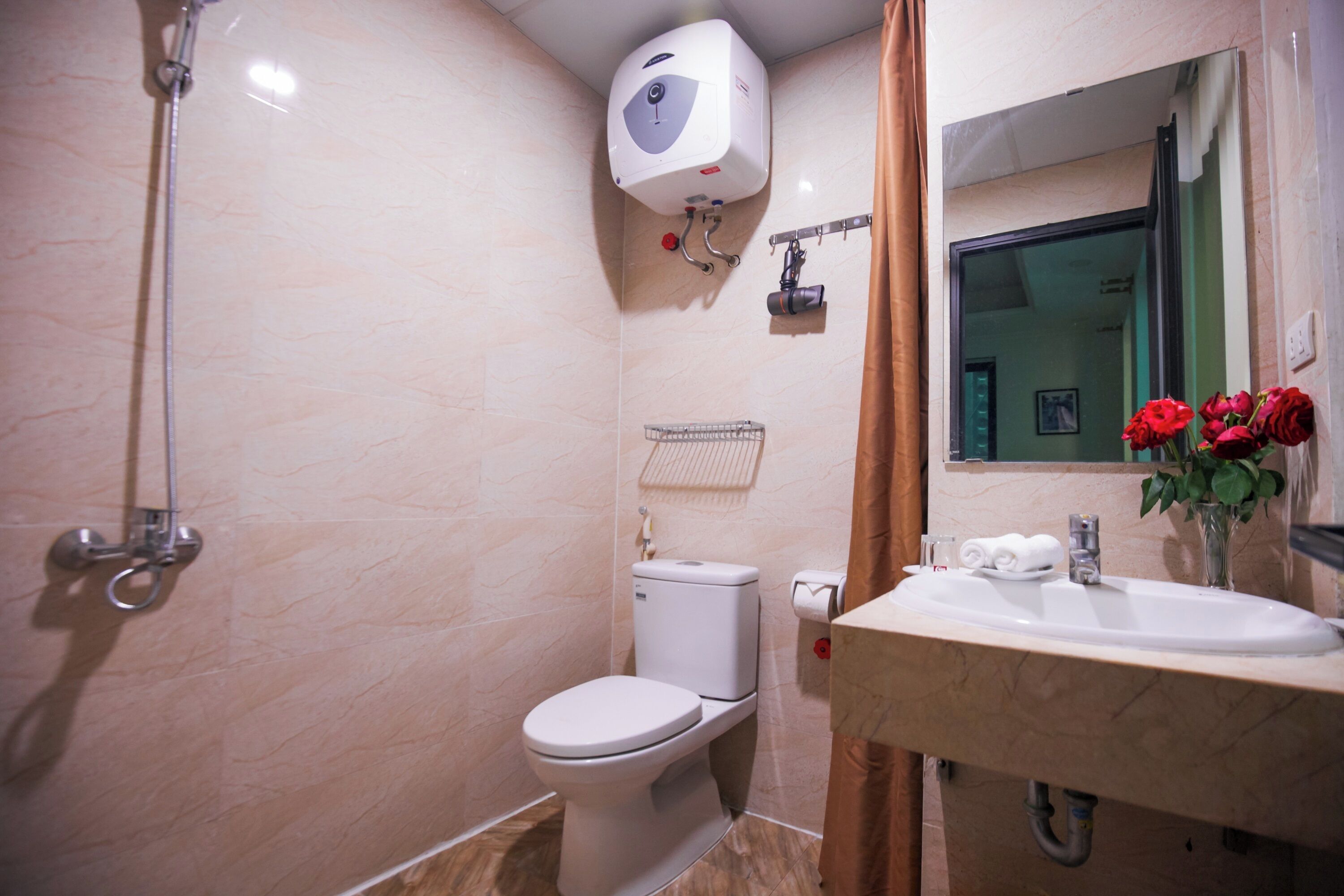Photo - Hanoi Shining House