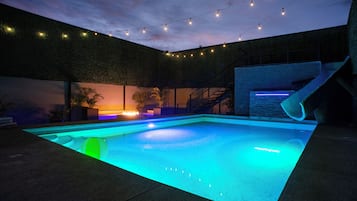 Udendørs pool