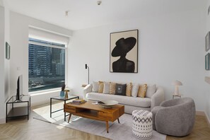 Deluxe-lejlighed - 2 soveværelser - balkon - udsigt til marina | Stue