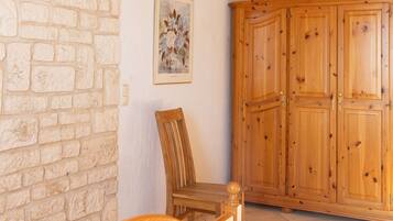 4 Schlafzimmer, Reisekinderbett, kostenloses WLAN