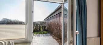 Apartment 'Ferienwohnung - Groß' with Shared Garden and Wi-Fi