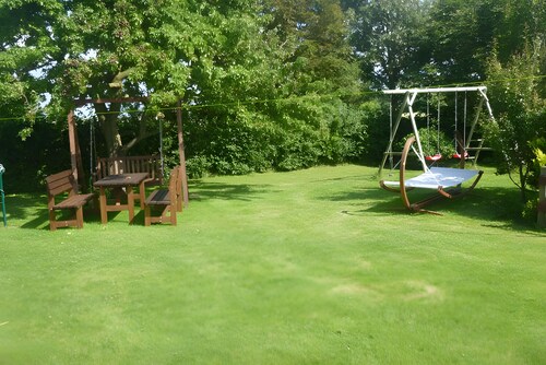 Apartment 'Ferienwohnung - Klein' with Shared Garden and Wi-Fi