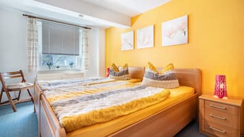 2 bedrooms, free WiFi, bed sheets