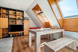 Dining - Apartment 'Fewo Moritz' with Shared Garden (Mirow)