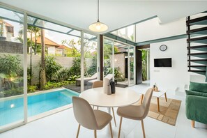Basic Villa, Pool View | Living area - Villa De Luca (Kerobokan)