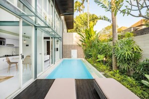 Outdoor pool - Villa De Luca (Kerobokan)