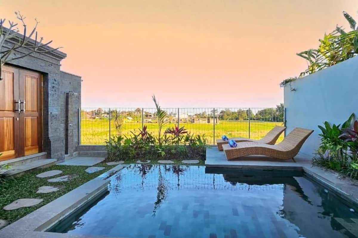 Deluxe Villa, Pool View | 1 bedroom, free WiFi, bed sheets