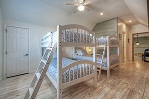 17 bedrooms, iron/ironing board, free WiFi, bed sheets