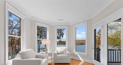 Sunset Pointe by AvantStay | Waterfront, Beach, Fire Pit | Sleeps 14 | 5BDR 4BA