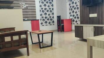 1BHK
