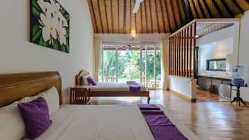 Superior Room (1 double bed, 1 Single bed) pool view | Desk, free WiFi, bed sheets