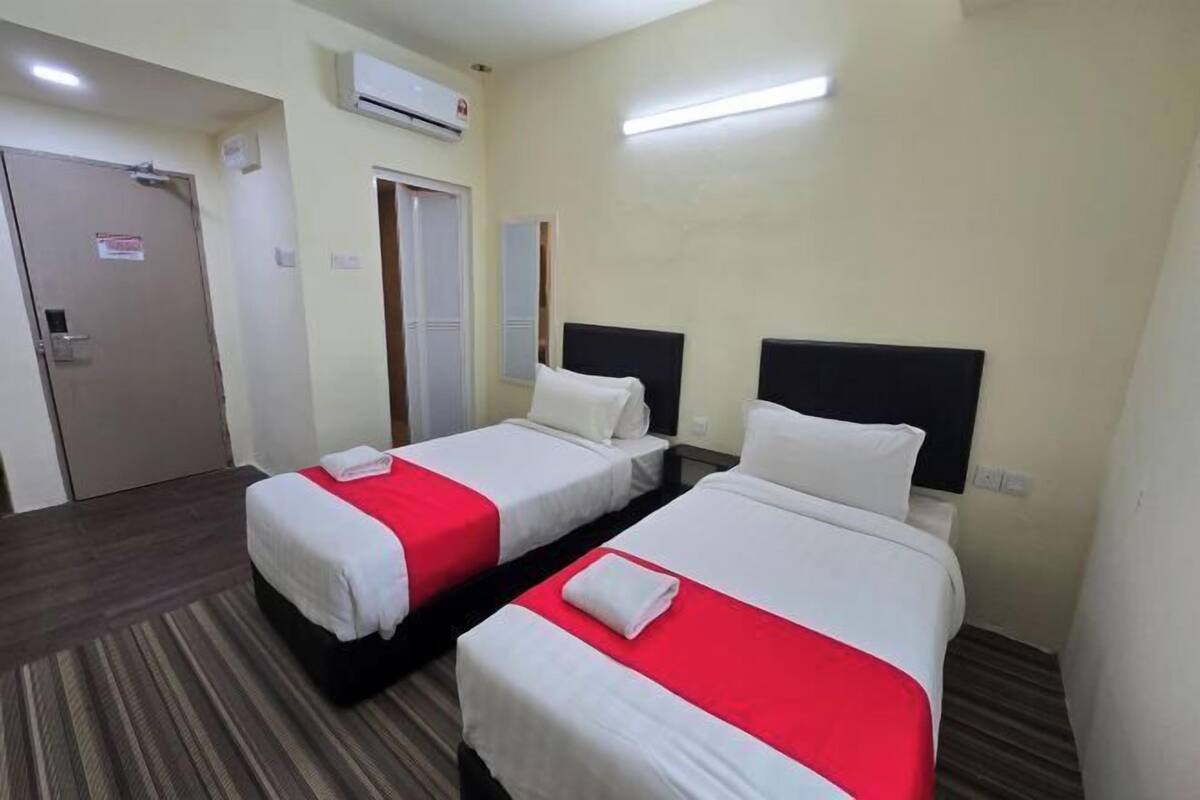 1 bedroom, desk, iron/ironing board, free WiFi