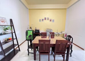 3 Bedrooms House | In-room dining