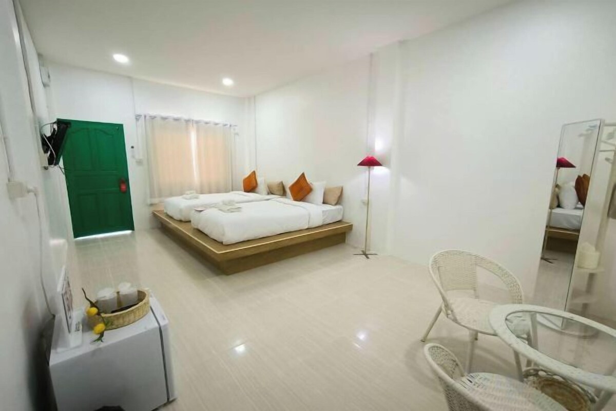 Desk, free WiFi, bed sheets