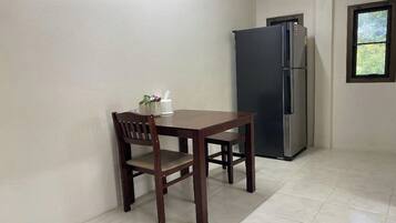 Deluxe Villa, 1 Bedroom | 1 bedroom, minibar, desk, soundproofing