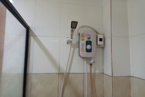 Bathroom - Songsak Phayao (Phayao)