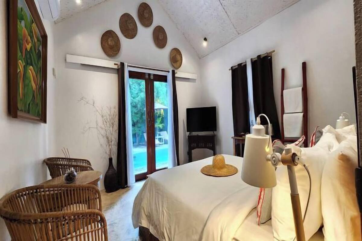 1 chambre, bureau, fer et planche à repasser, Wi-Fi gratuit