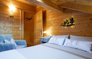 4 多间卧室、旅行婴儿床、免费 WiFi