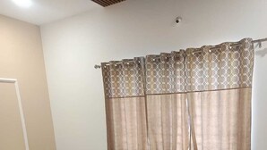미분류 이미지, 5/12장, 버튼