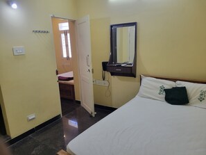 Room - Hotel kaala Bairav Annex 1 (Madurai)