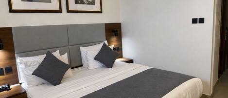 Executive Room | 1 bedroom, soundproofing, free WiFi